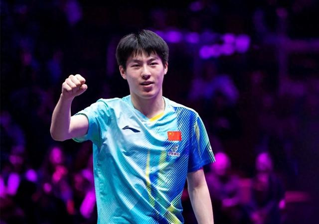连扳三局淘汰奥运亚军，国乒19岁新星一战成名！对手情绪被打失控|温瑞博|莫雷加德|WTT重庆冠军赛|特鲁斯·莫雷加德|巴黎奥运会_新浪体育_新浪新闻